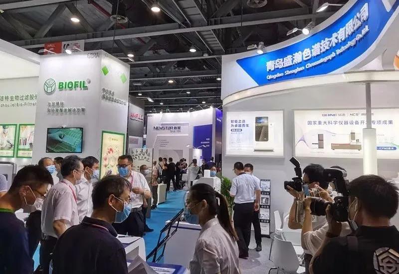 直击 China Lab | 广东省科技厅辅导和中广测专家一行莅临UG环球参观领导！