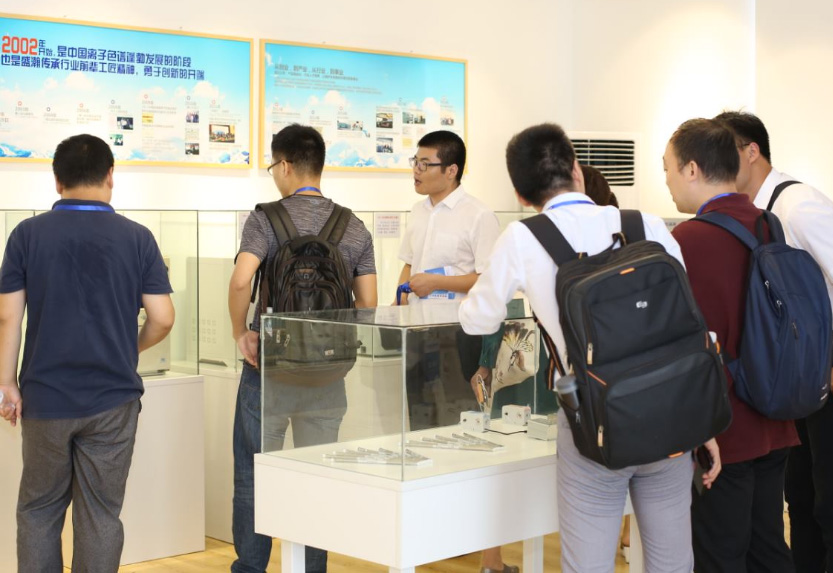 仪器信息网：留想国产离子色谱35周年 UG环球展厅全新亮相
