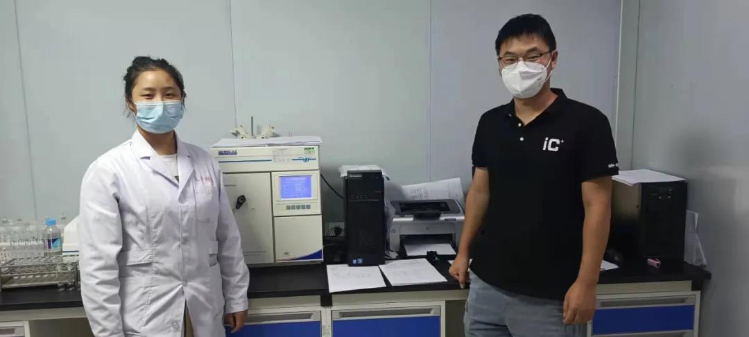 工程师在客户现场 工程师在客户现场